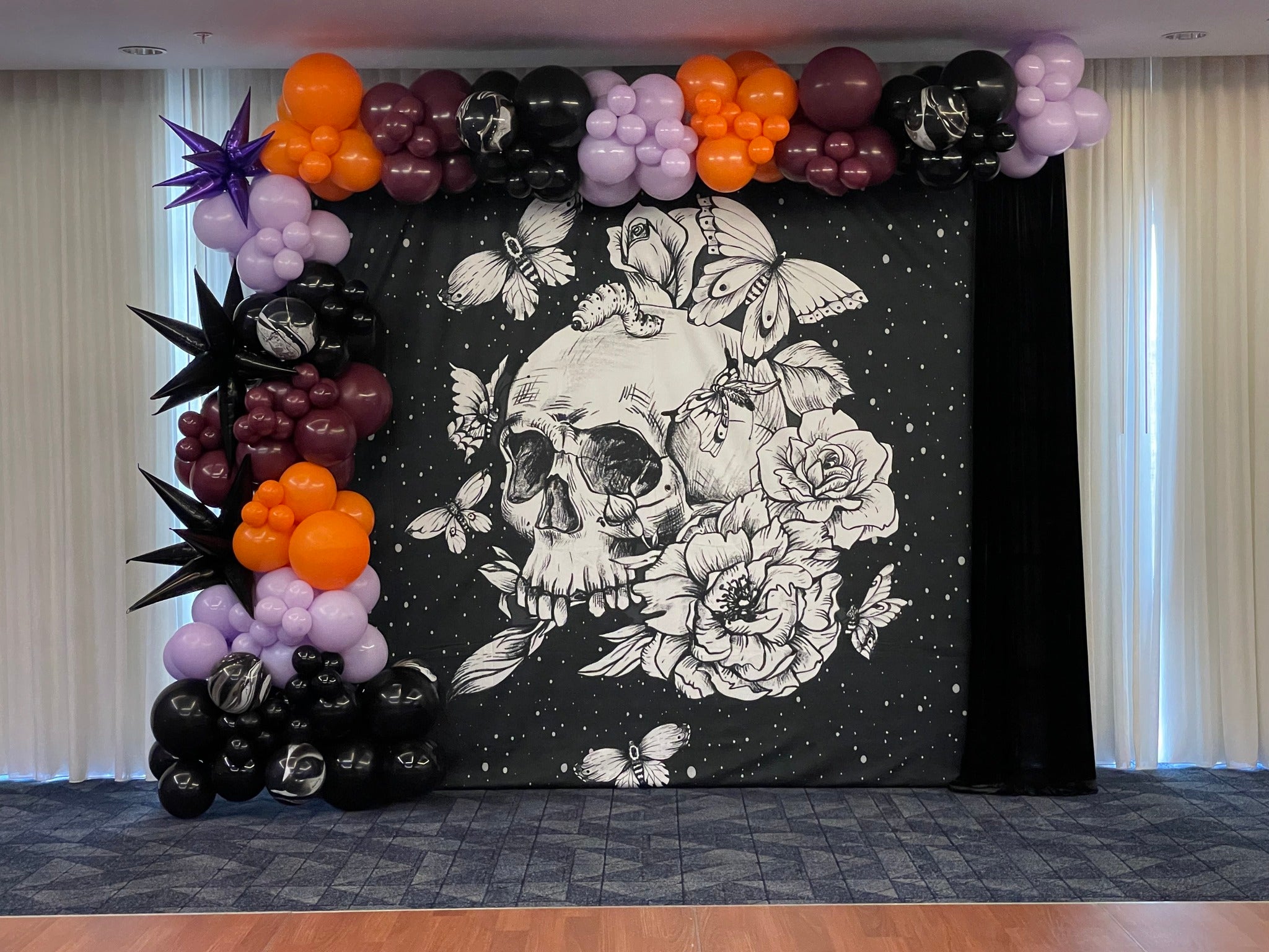 Drawn Gothic Floral Skull Halloween Backdrop UK M8-44