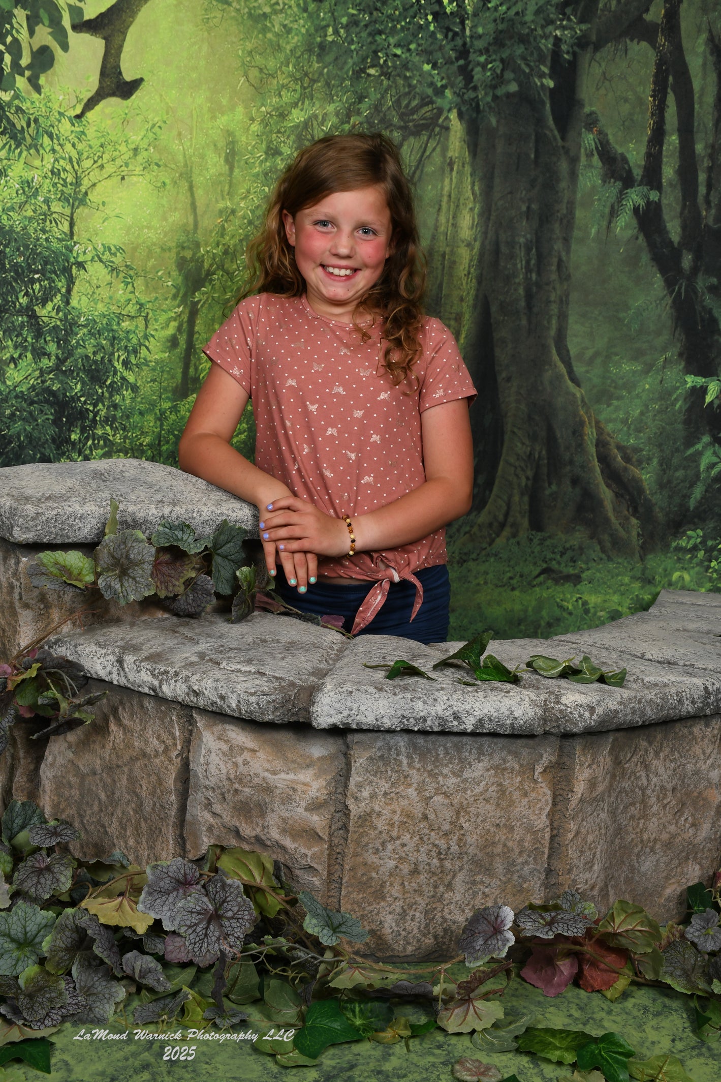 Secret Forest Big Tree Green Backdrop UK for Photo Studio LV-837