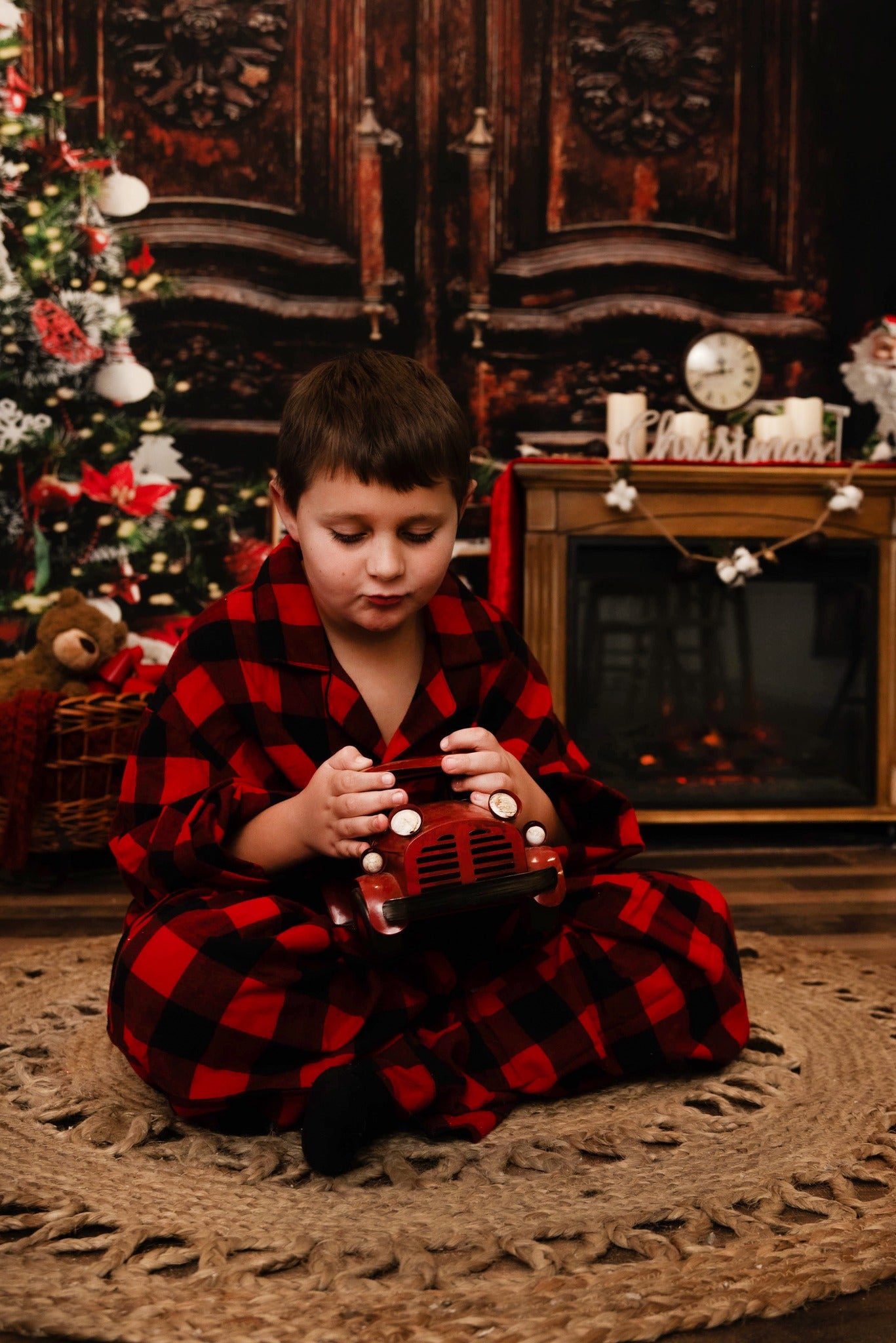 Vintage Room Door Christmas Tree Gifts Backdrop UK M10-21