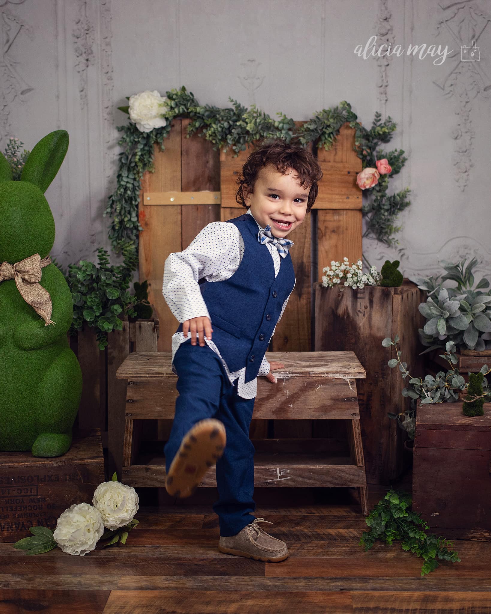 White Retro Wall Elegant Backdrop for Photos D857