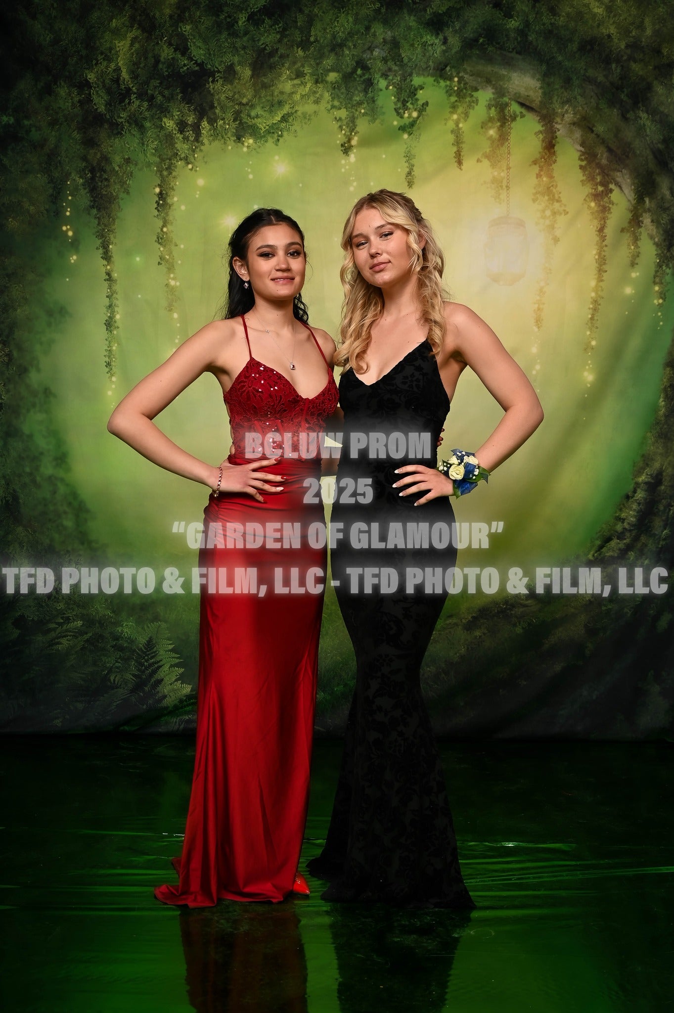 Baby Backdrop UK Cartoon Fairytale Backdrop UK Mysterious Cave Background J03529