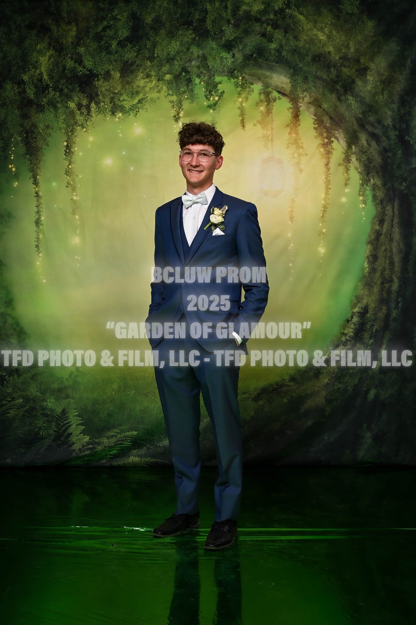 Baby Backdrop UK Cartoon Fairytale Backdrop UK Mysterious Cave Background J03529