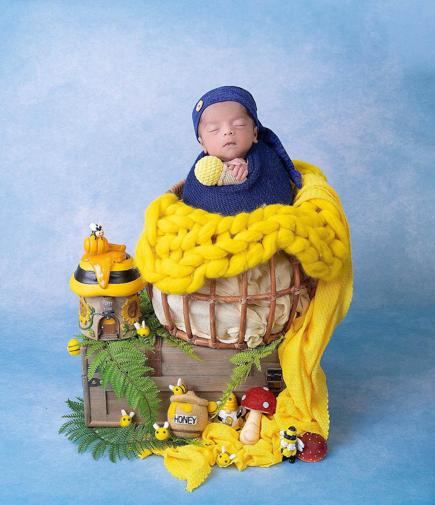 Light Blue Art Painted Abstract Texture Photography Backdrop DHP-631