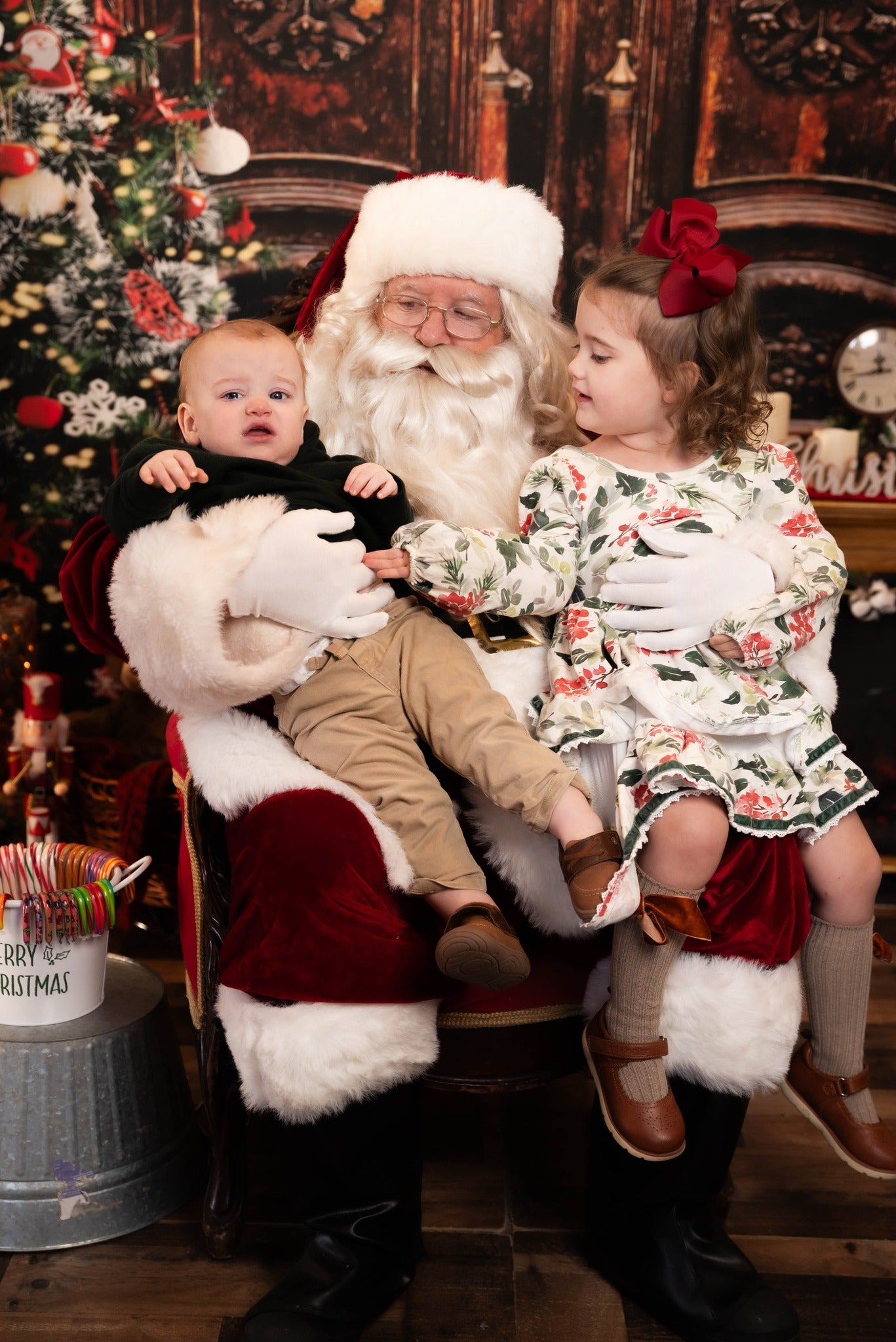 Vintage Room Door Christmas Tree Gifts Backdrop UK M10-21