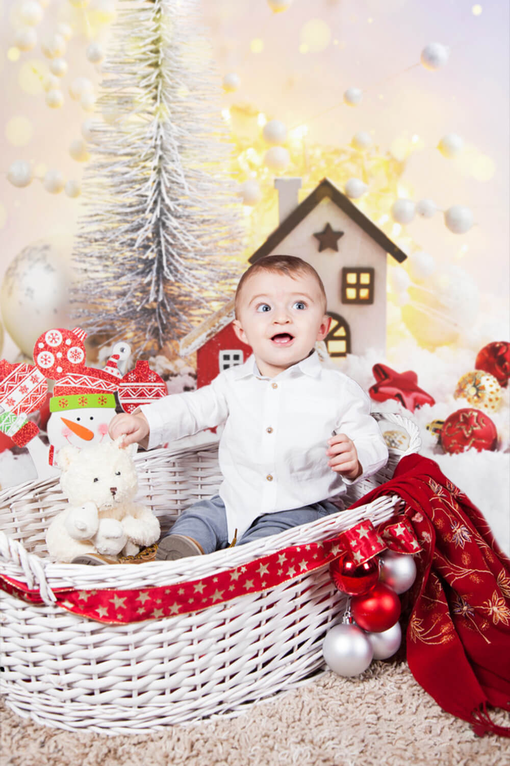 Christmas Balls Snowflake Cabin Bokeh Backdrop UK M9-71