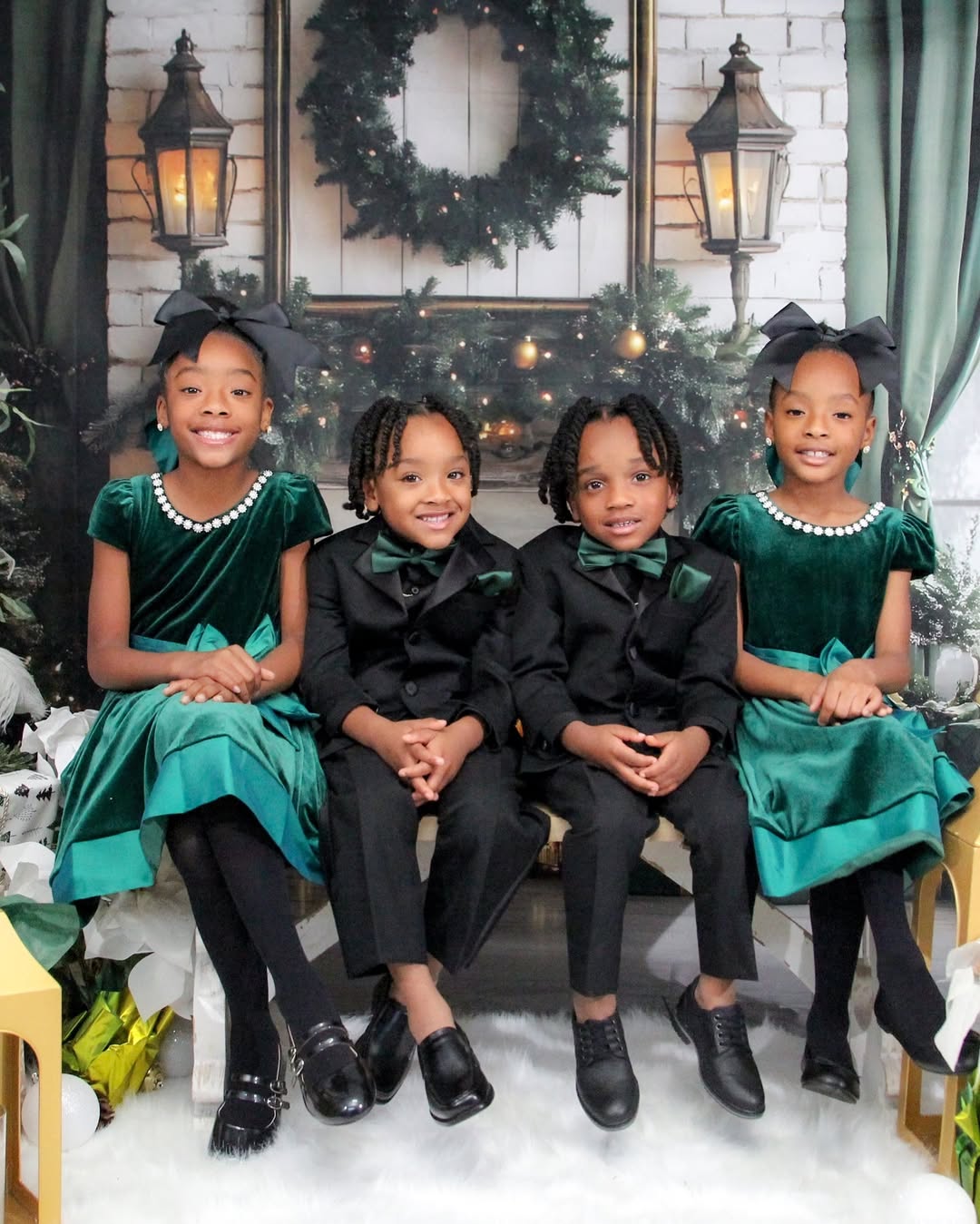 Christmas Trees Fireplace Window Backdrop UK RR8-120