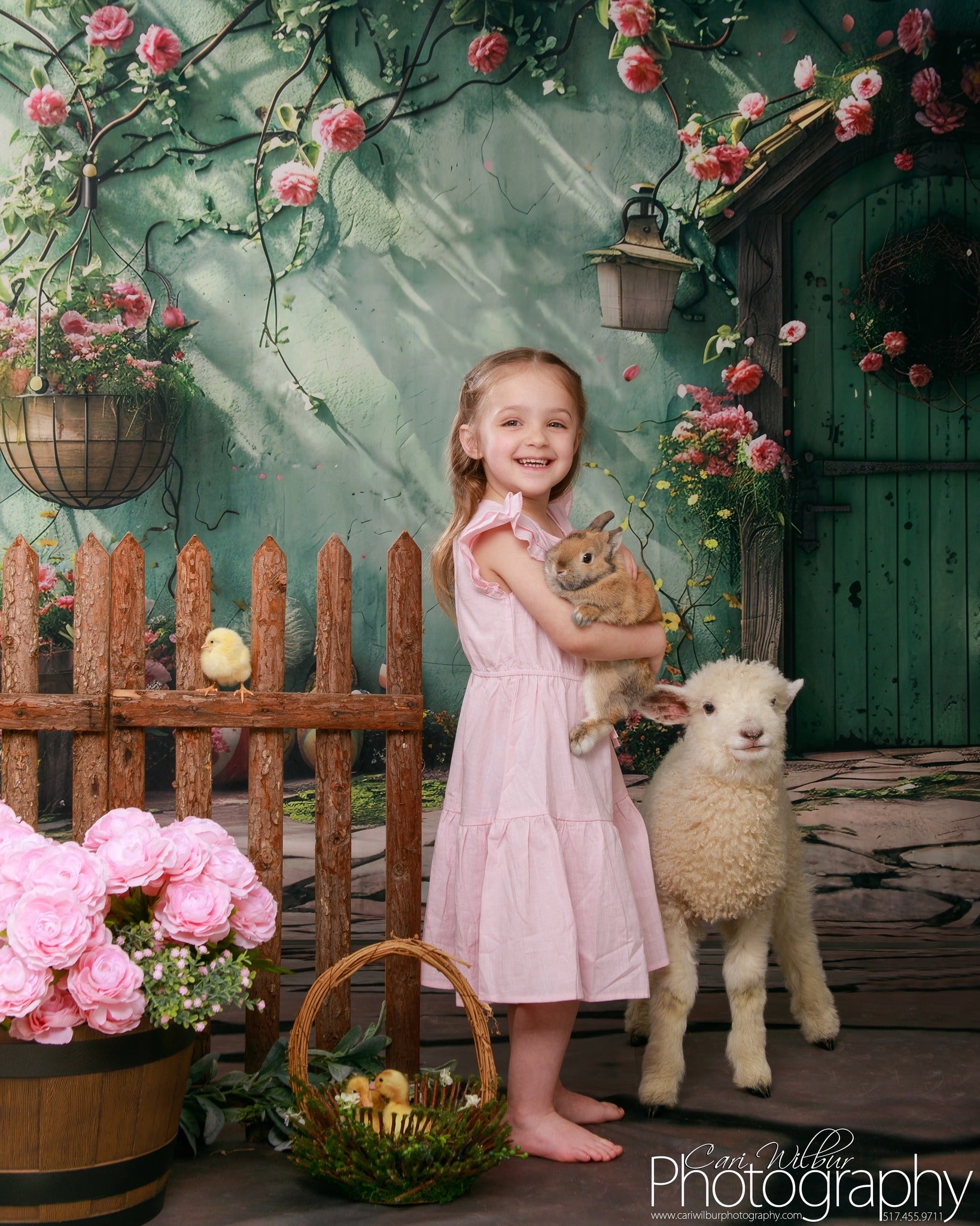 Backdrop With Flowers Green Door Wreath Backdrop UK BRP12-557