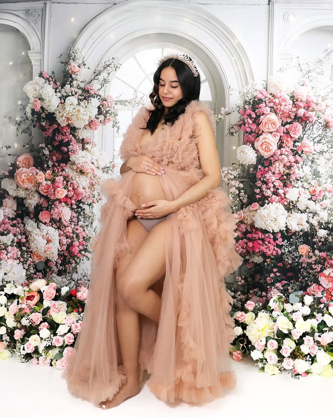 Mother's Day Backdrop Ideas Vibrant Flower White Arch Backdrop UK GQ2-163