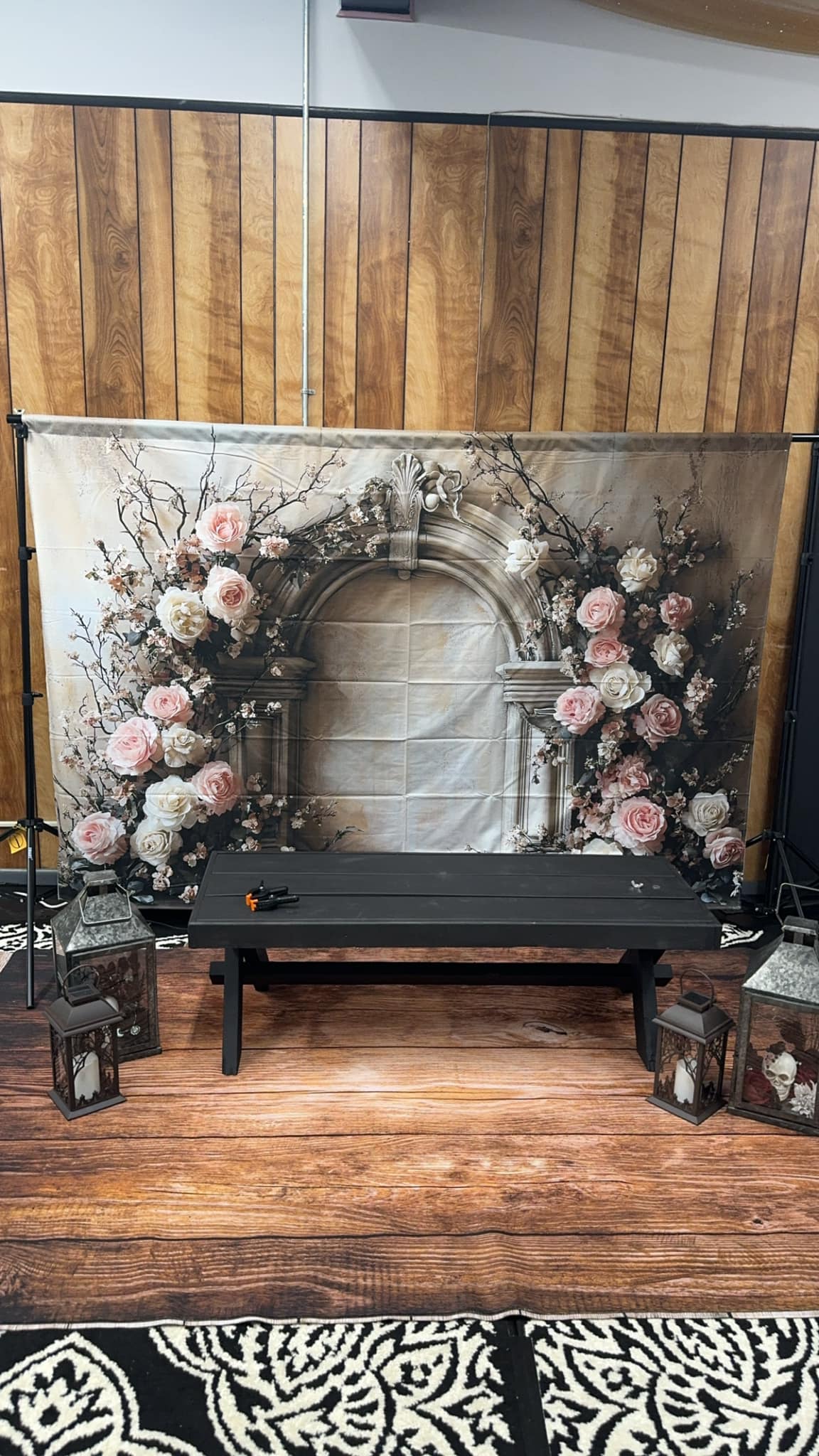 Elegant Floral Archway Boho Backdrop UK RR8-406