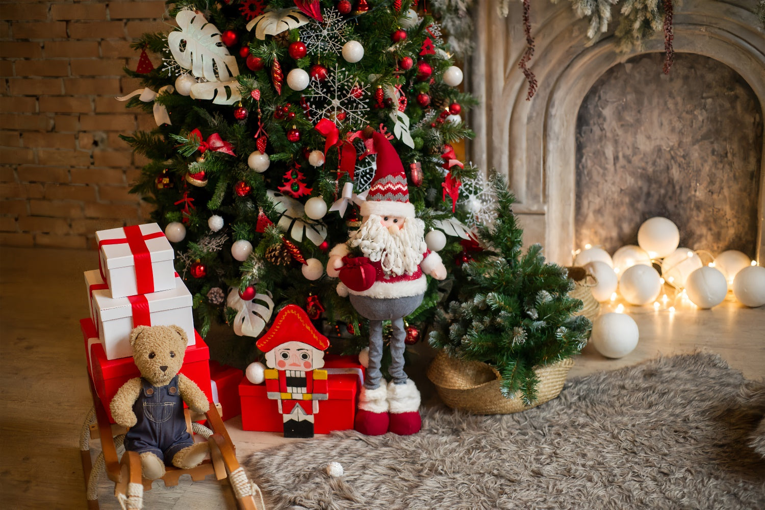 Christmas Tree with Santa and Nutcracker Backdrop UK BRP8-112