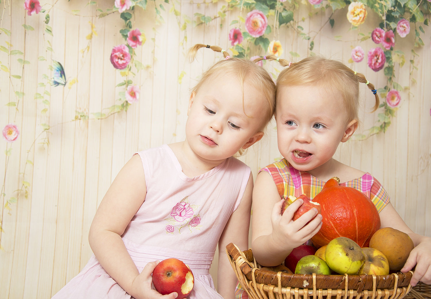 Beautiful  Floral Wood Backdrop UK for Photo Booth  F-1489