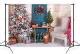 Christmas Tree Wreath White Chair Backdrop UK M10-27