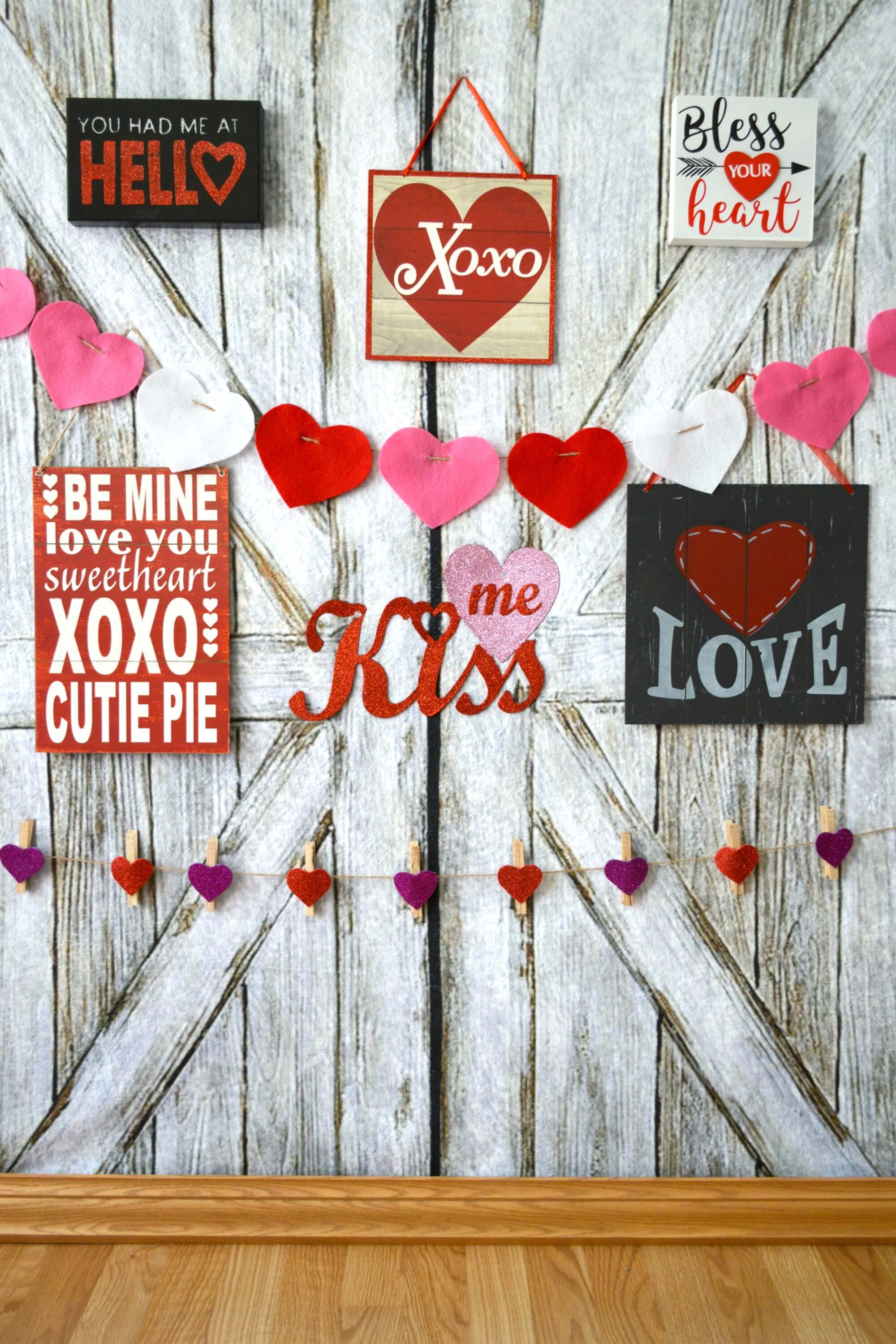 Valentine's Day Heart Decorative Wall Romantic Text Barn Door Backdrop M12-51