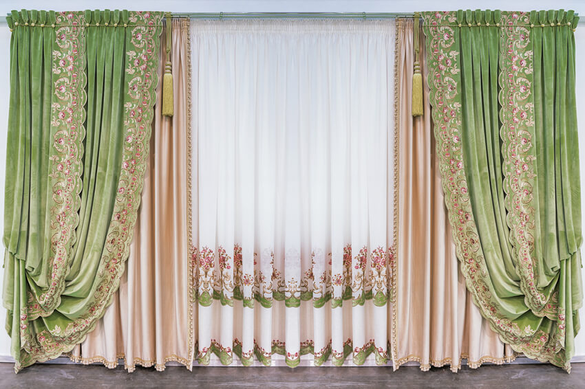 Classical Embroidery Curtain Wedding Party Backdrop UK M6-29