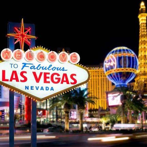 Attractions Iconic Landmarks Las Vegas Themed Eiffel Tower backdrop UK G-161